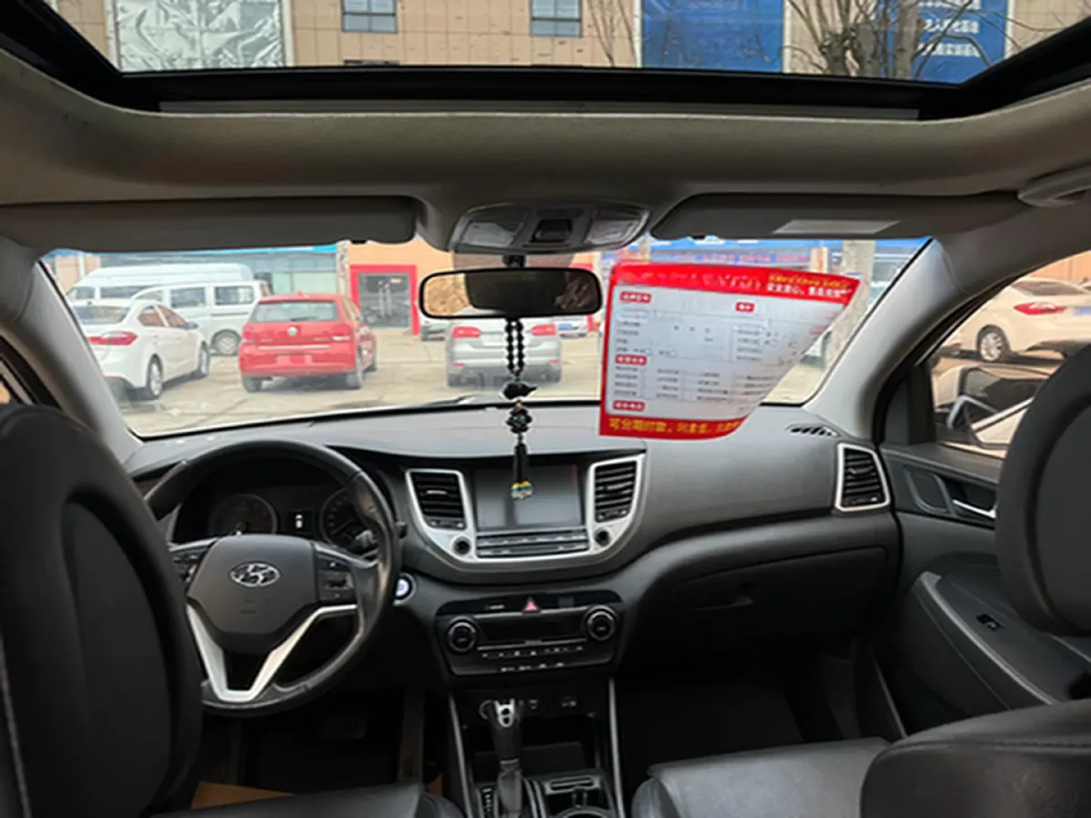 2015 Hyundai Tucson 1.6T 177HP L4 7DCT,autocango,china used car exporter,china ev exporter,chinese used car exporter,chinese used ev exporter