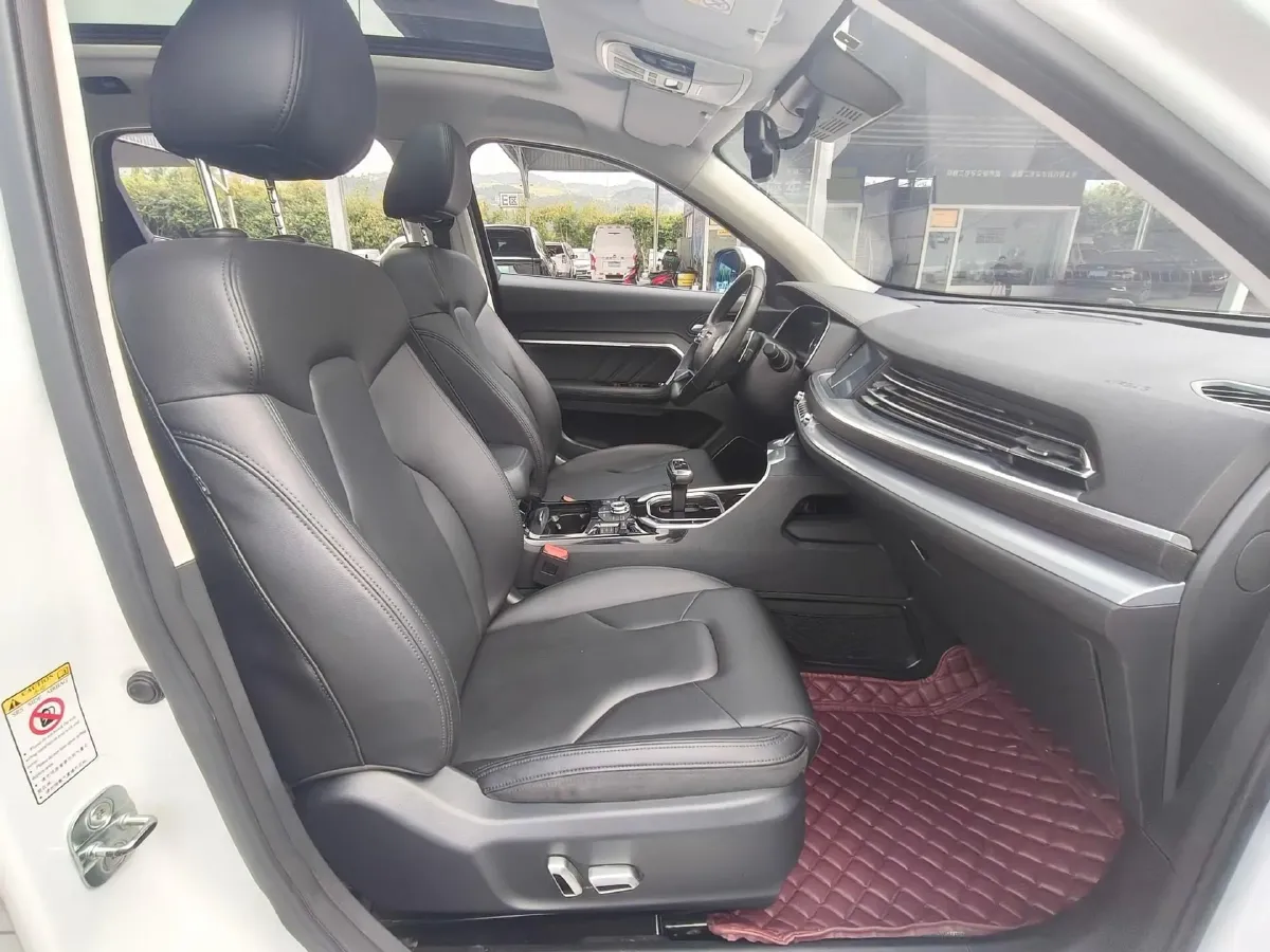 2017 Haval H6 2.0T 197HP L4 7DCT,autocango,china used car exporter,china ev exporter,chinese used car exporter,chinese used ev exporter