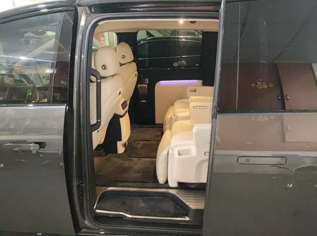 2025 Li MEGA BEV,autocango,china used car exporter,china ev exporter,chinese used car exporter,chinese used ev exporter