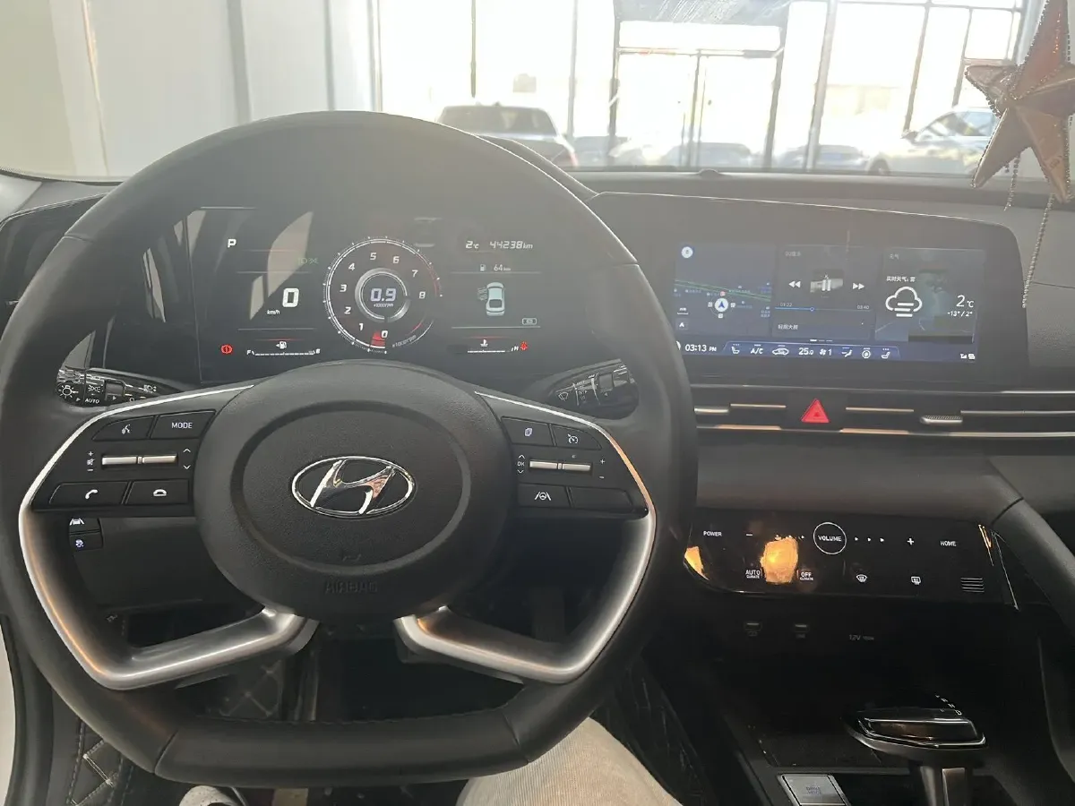 2022 Hyundai Elantra 1.5L 115HP L4 CVT,autocango,china used car exporter,china ev exporter,chinese used car exporter,chinese used ev exporter