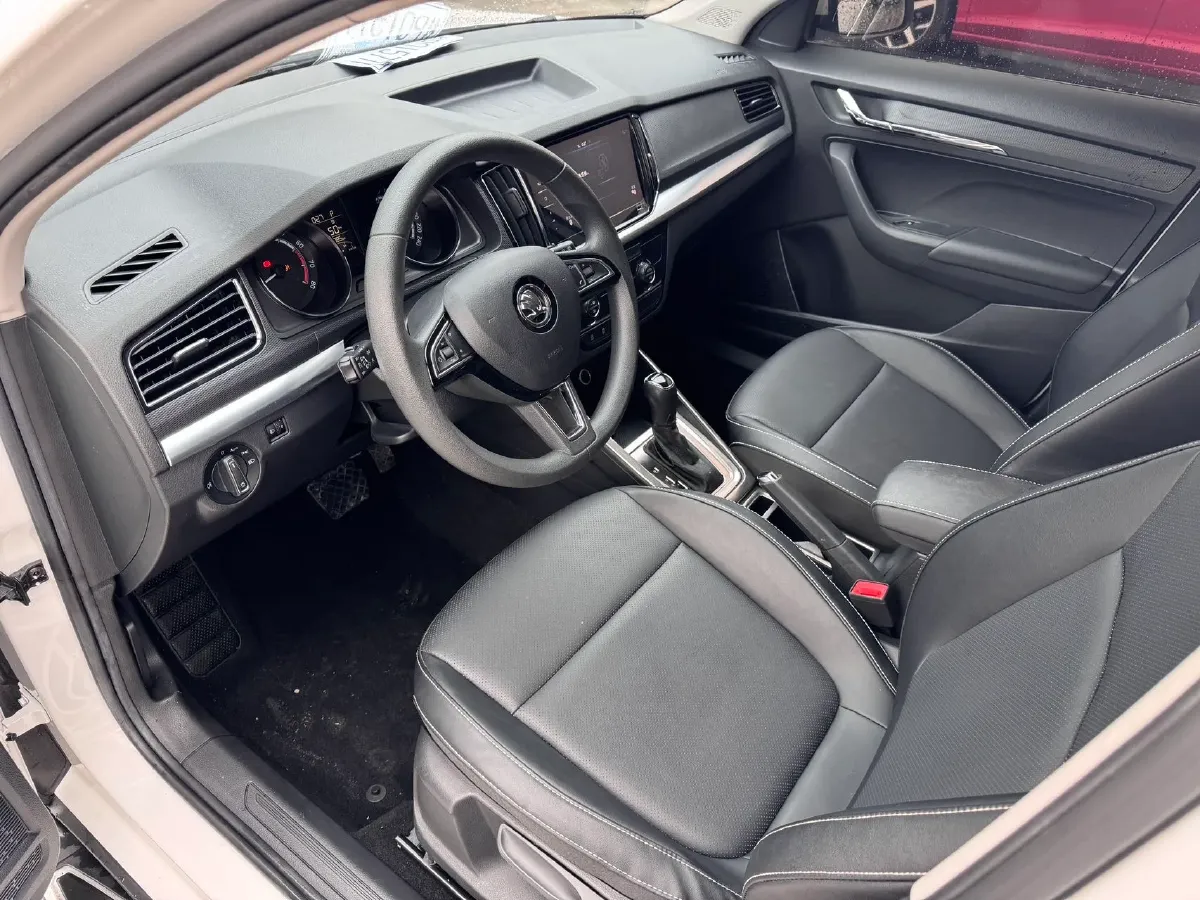 2021 Skoda Kamiq 1.5L 112HP L4 6AT,autocango,china used car exporter,china ev exporter,chinese used car exporter,chinese used ev exporter