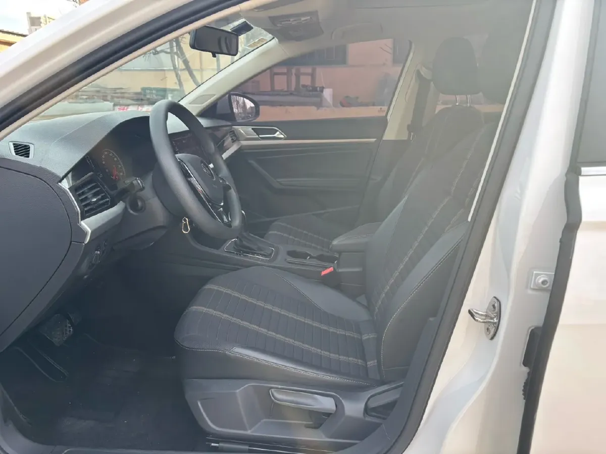 2021 Volkswagen Lavida 1.4T 150HP L4 7DCT,autocango,china used car exporter,china ev exporter,chinese used car exporter,chinese used ev exporter