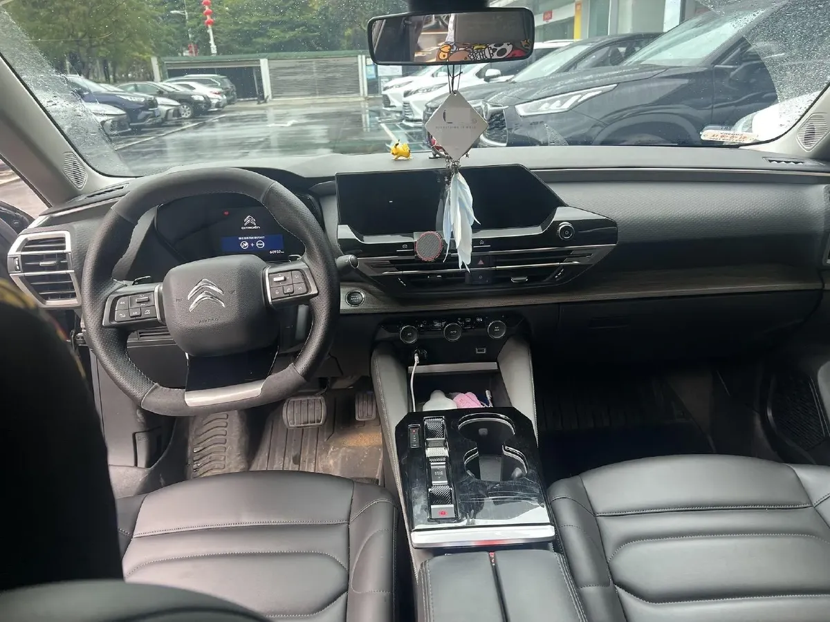 2022 Citroen C5 X 1.6T 175HP L4 8AT,autocango,china used car exporter,china ev exporter,chinese used car exporter,chinese used ev exporter