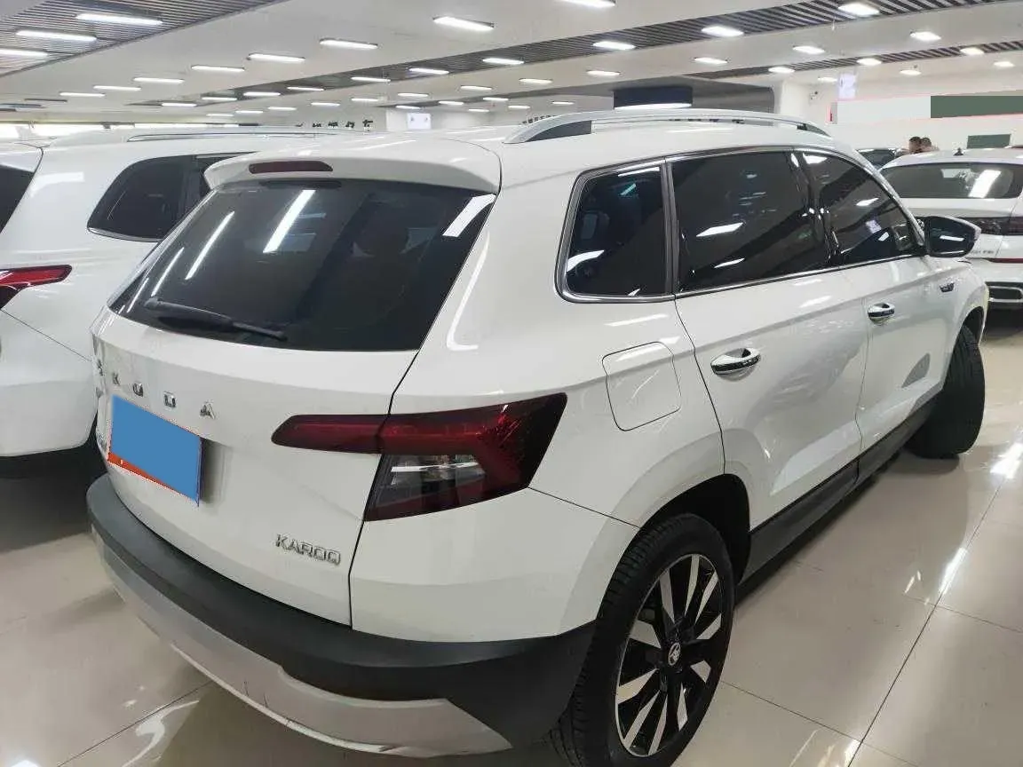 2021 Skoda Karoq 1.4T 150HP L4 7DCT,autocango,china used car exporter,china ev exporter,chinese used car exporter,chinese used ev exporter