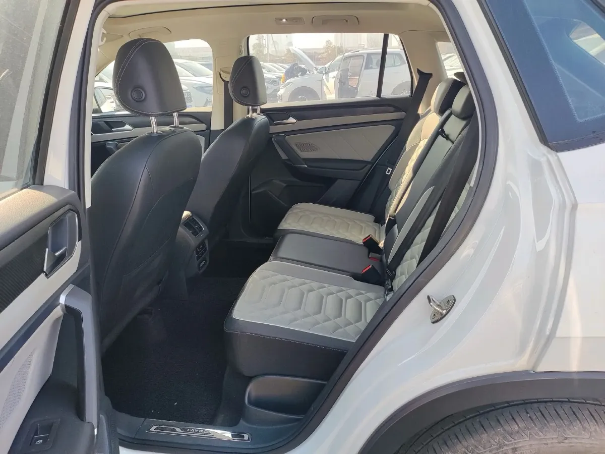 2023 Volkswagen Tayron 1.5T 160HP L4 7DCT,autocango,china used car exporter,china ev exporter,chinese used car exporter,chinese used ev exporter