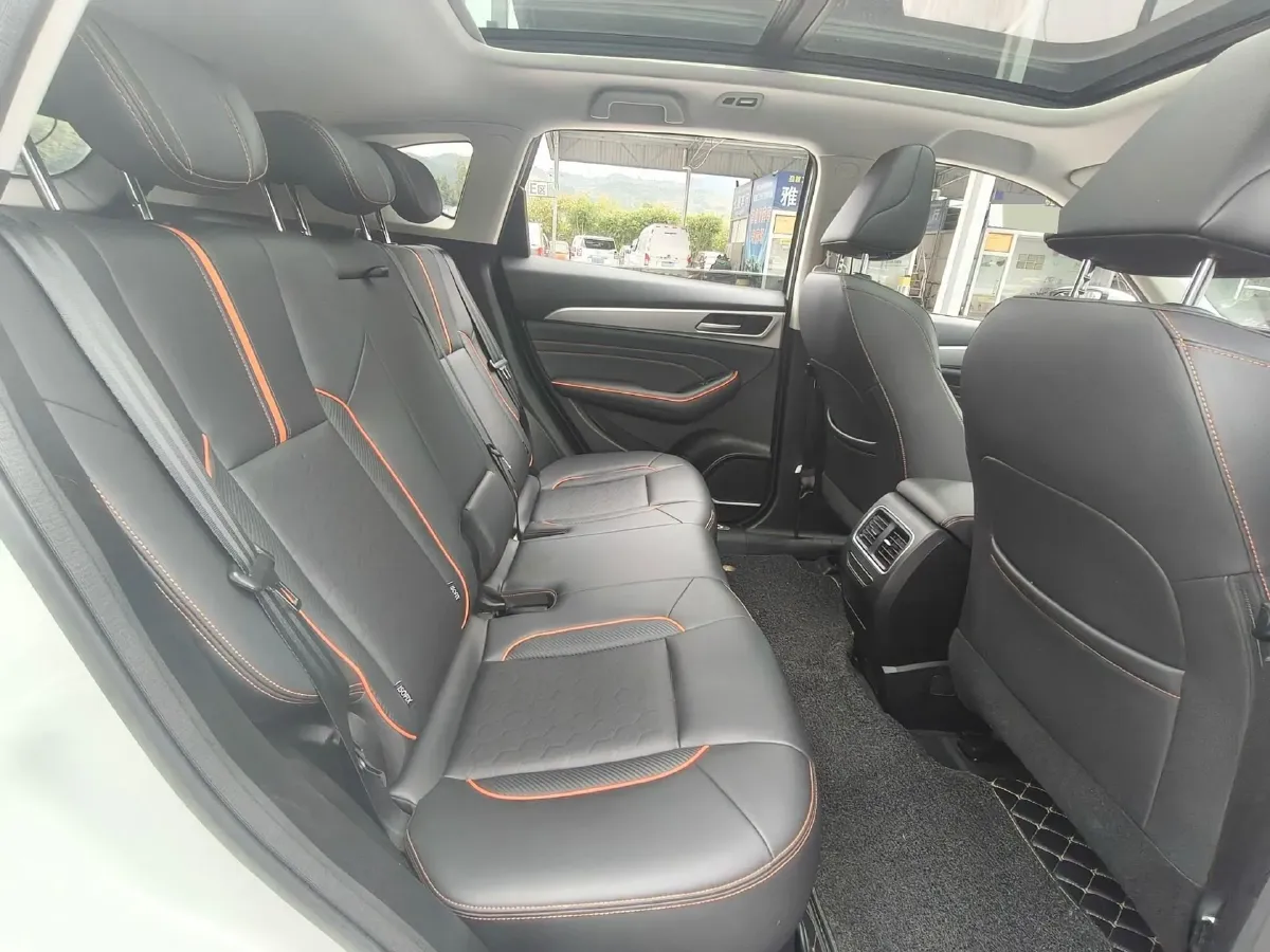 2020 Haval F7 1.5T 169HP L4 7DCT,autocango,china used car exporter,china ev exporter,chinese used car exporter,chinese used ev exporter