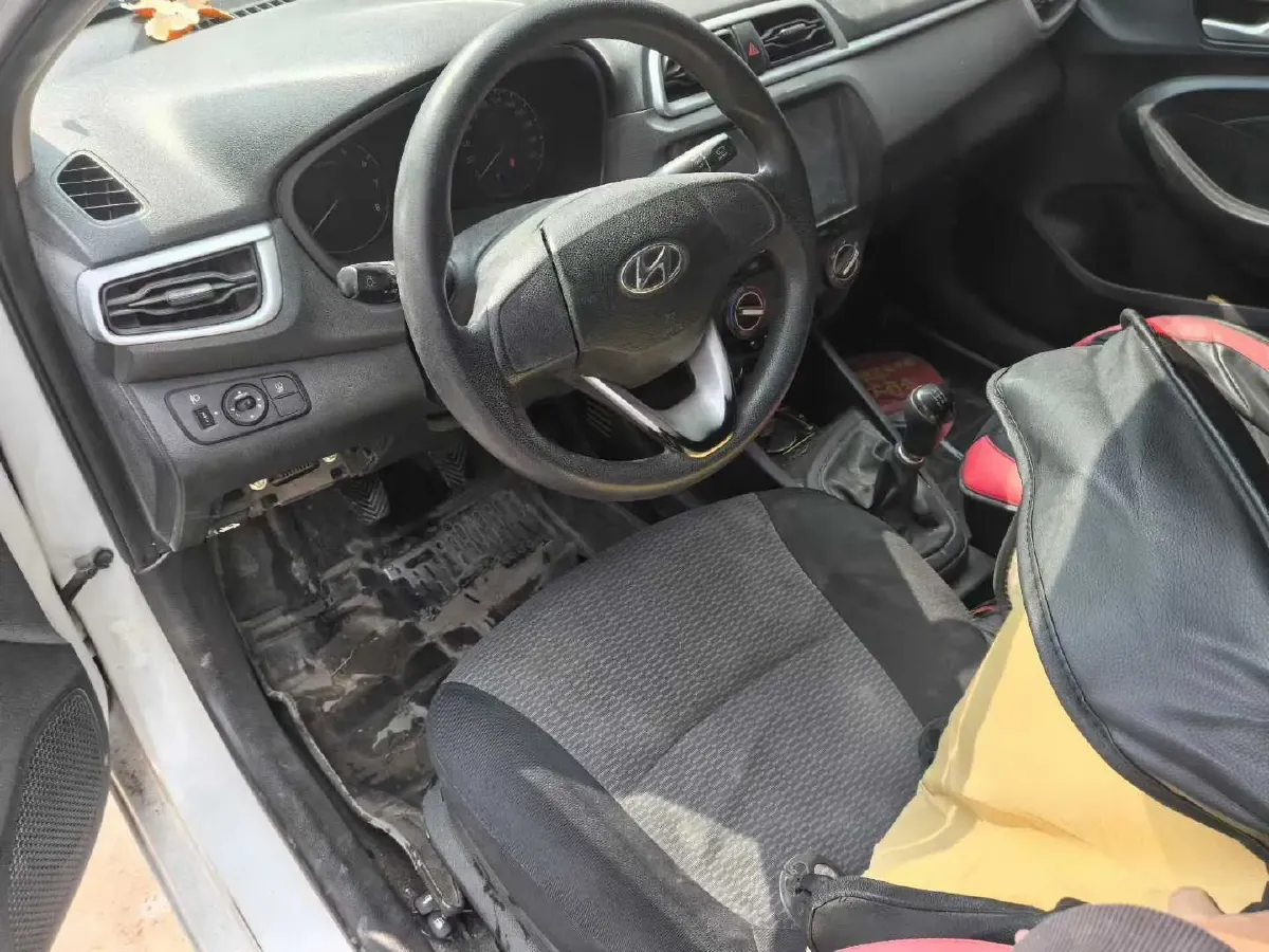 2020 Hyundai Reina 1.4L 95HP L4 5MT,autocango,china used car exporter,china ev exporter,chinese used car exporter,chinese used ev exporter