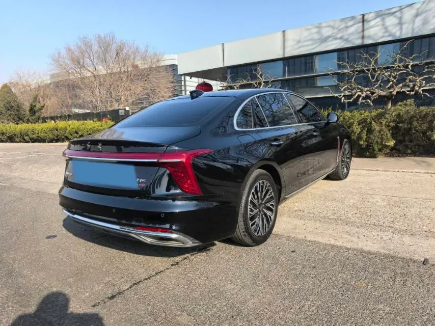 2023 HongQi H5 2.0T 224HP L4 8AT,autocango,china used car exporter,china ev exporter,chinese used car exporter,chinese used ev exporter