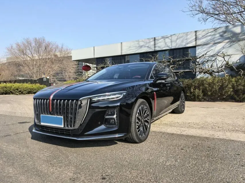 2023 HongQi H5 2.0T 224HP L4 8AT,autocango,china used car exporter,china ev exporter,chinese used car exporter,chinese used ev exporter