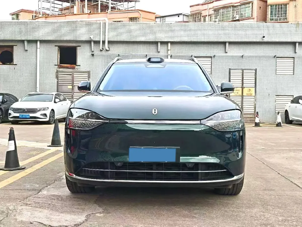2024 AITO AITO M9 1.5T 152HP L4 REEV 42KWH,autocango,china used car exporter,china ev exporter,chinese used car exporter,chinese used ev exporter