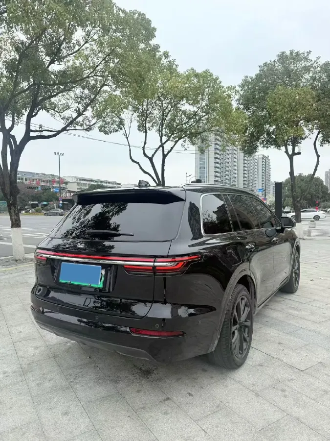 2021 Li ONE Range Extended 131HP REEV 40.5KWH,autocango,china used car exporter,china ev exporter,chinese used car exporter,chinese used ev exporter