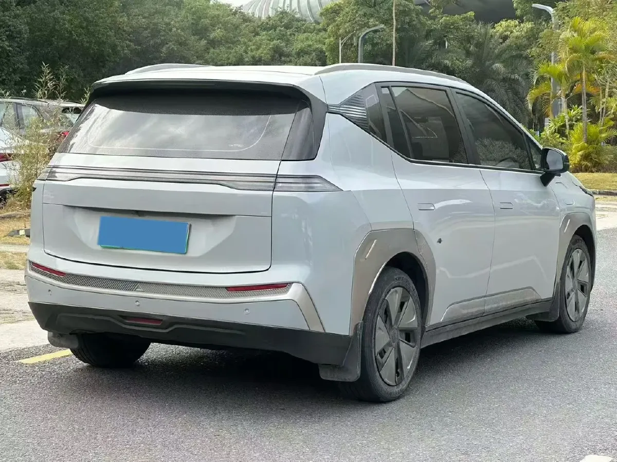 2024 Leapmotor C11 1.5L 95HP L4 REEV 43.74KWH,autocango,china used car exporter,china ev exporter,chinese used car exporter,chinese used ev exporter
