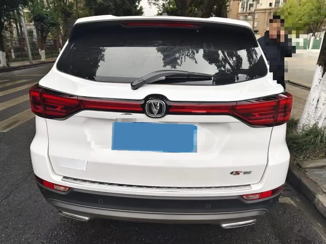 2023 ChangAn CS75 1.5T 188HP L4 7DCT,autocango,china used car exporter,china ev exporter,chinese used car exporter,chinese used ev exporter