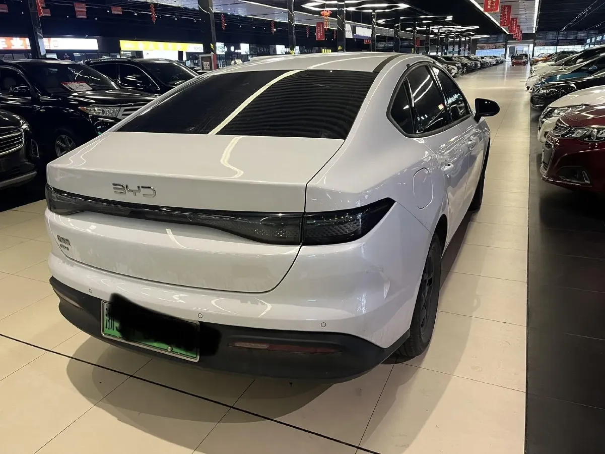 2025 BYD Seal05 DM-i 1.5L 101HP L4 E-CVT PHEV 7.68KWH,autocango,china used car exporter,china ev exporter,chinese used car exporter,chinese used ev exporter
