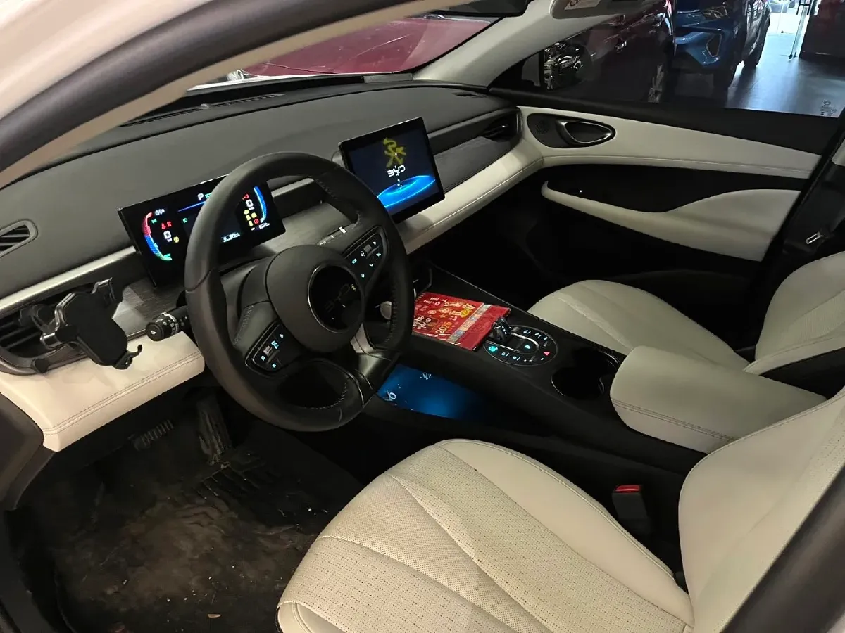 2025 BYD Seal05 DM-i 1.5L 101HP L4 E-CVT PHEV 7.68KWH,autocango,china used car exporter,china ev exporter,chinese used car exporter,chinese used ev exporter