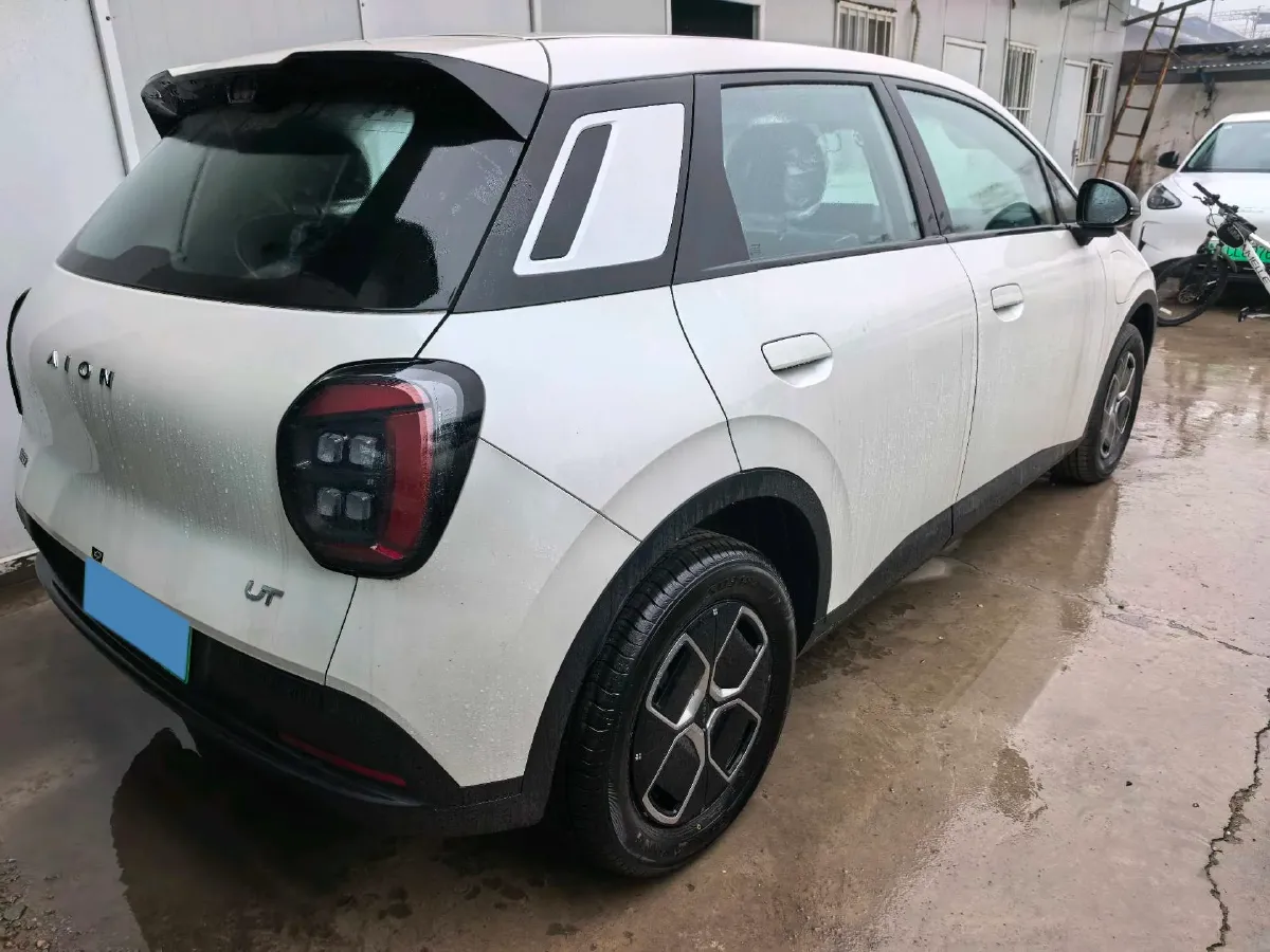 2025 Aion AION UT BEV,autocango,china used car exporter,china ev exporter,chinese used car exporter,chinese used ev exporter