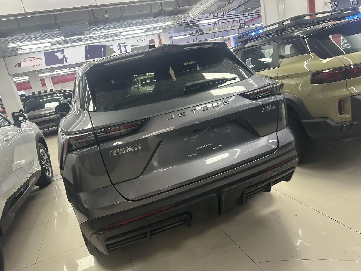 2023 Jetour DASHING i-DM 1.5T 156HP L4 3DHT PHEV 19.27KWH,autocango,china used car exporter,china ev exporter,chinese used car exporter,chinese used ev exporter