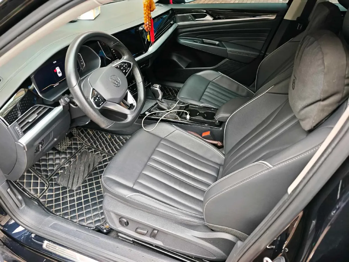 2023 Volkswagen Passat 2.0T 186HP L4 7DCT,autocango,china used car exporter,china ev exporter,chinese used car exporter,chinese used ev exporter