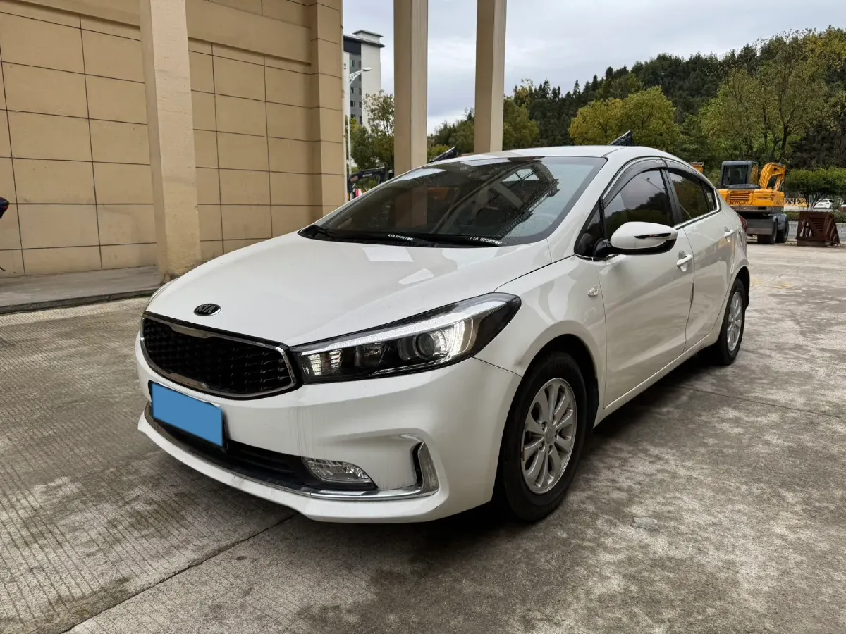 2016 Kia K3 1.6L 128HP L4 6MT,autocango,china used car exporter,china ev exporter,chinese used car exporter,chinese used ev exporter