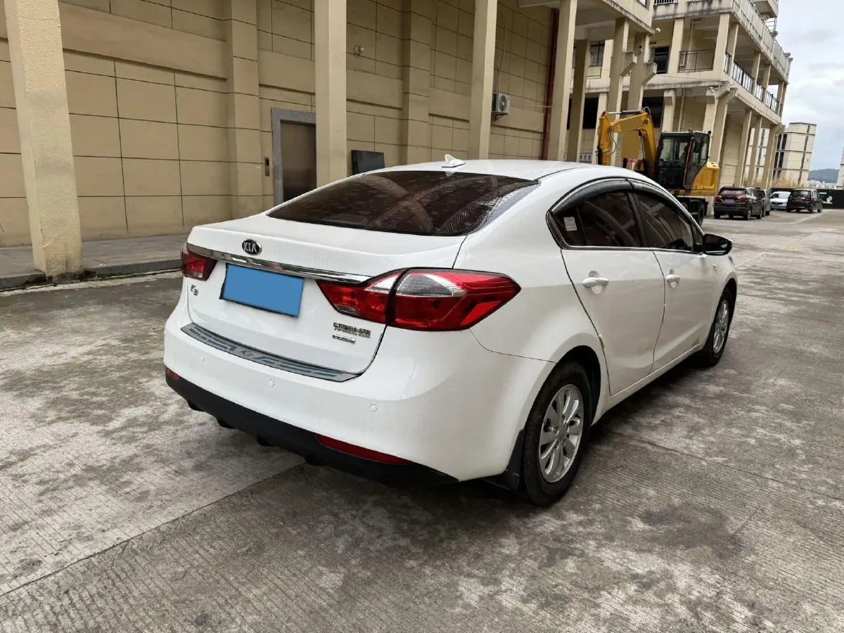 2016 Kia K3 1.6L 128HP L4 6MT,autocango,china used car exporter,china ev exporter,chinese used car exporter,chinese used ev exporter