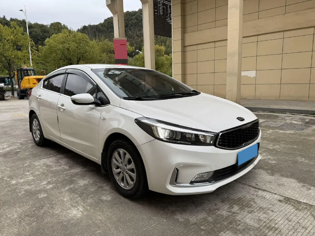 2016 Kia K3 1.6L 128HP L4 6MT,autocango,china used car exporter,china ev exporter,chinese used car exporter,chinese used ev exporter