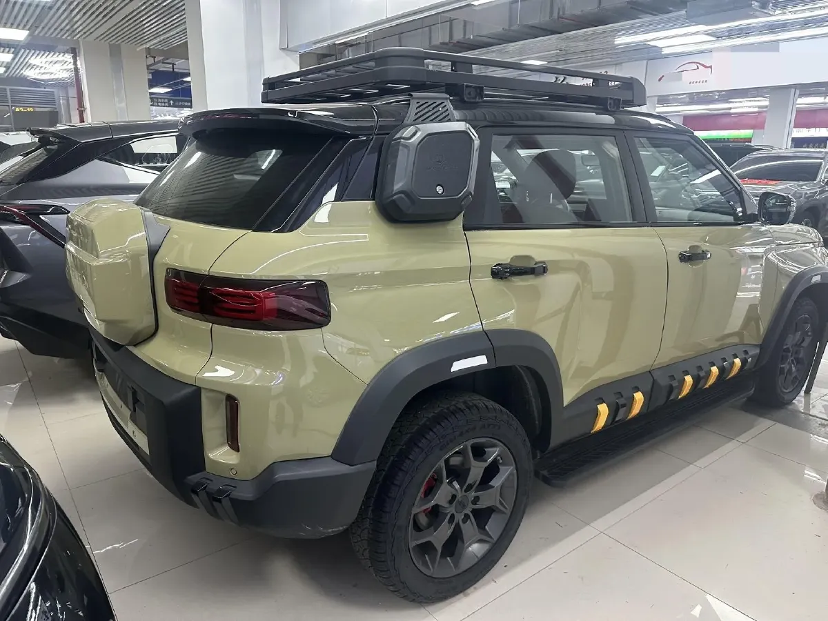 2025 Geely Cowboy 1.5T 181HP L4 7DCT,autocango,china used car exporter,china ev exporter,chinese used car exporter,chinese used ev exporter