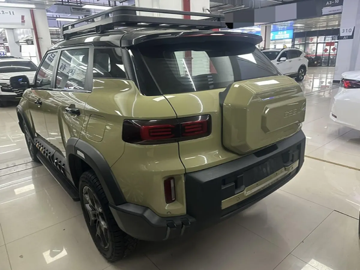 2025 Geely Cowboy 1.5T 181HP L4 7DCT,autocango,china used car exporter,china ev exporter,chinese used car exporter,chinese used ev exporter
