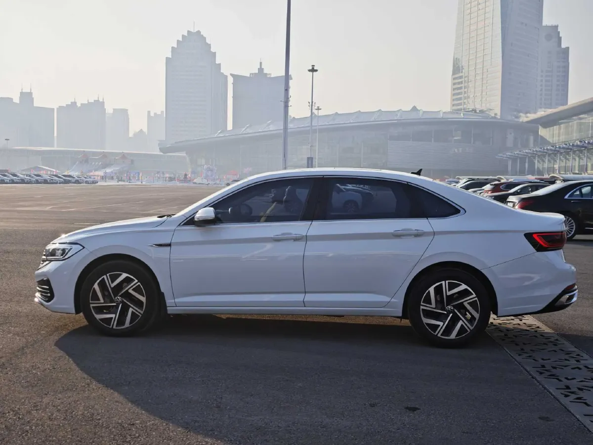 2023 Volkswagen Sagitar 1.4T 150HP L4 7DCT,autocango,china used car exporter,china ev exporter,chinese used car exporter,chinese used ev exporter