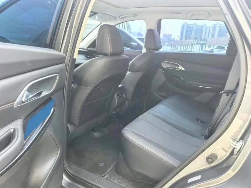 2024 ChangAn X7 PLUS 1.5T 188HP L4 7DCT,autocango,china used car exporter,china ev exporter,chinese used car exporter,chinese used ev exporter