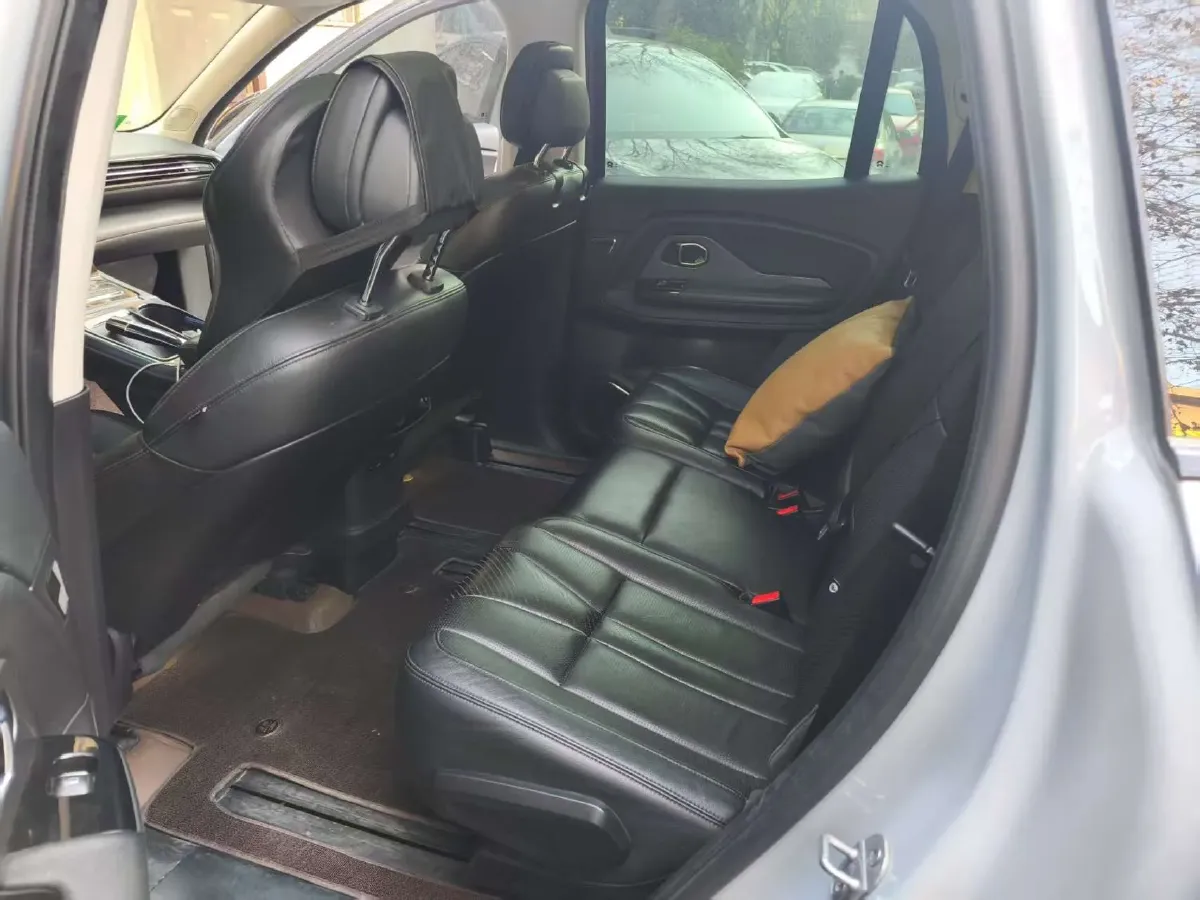 2018 NIO ES8 BEV 70KWH,autocango,china used car exporter,china ev exporter,chinese used car exporter,chinese used ev exporter