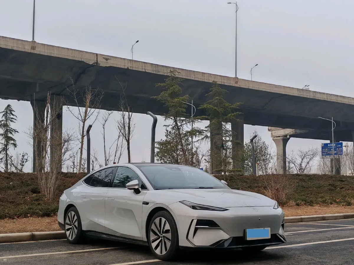 2024 Geely Galaxy E8 BEV 76KWH,autocango,china used car exporter,china ev exporter,chinese used car exporter,chinese used ev exporter