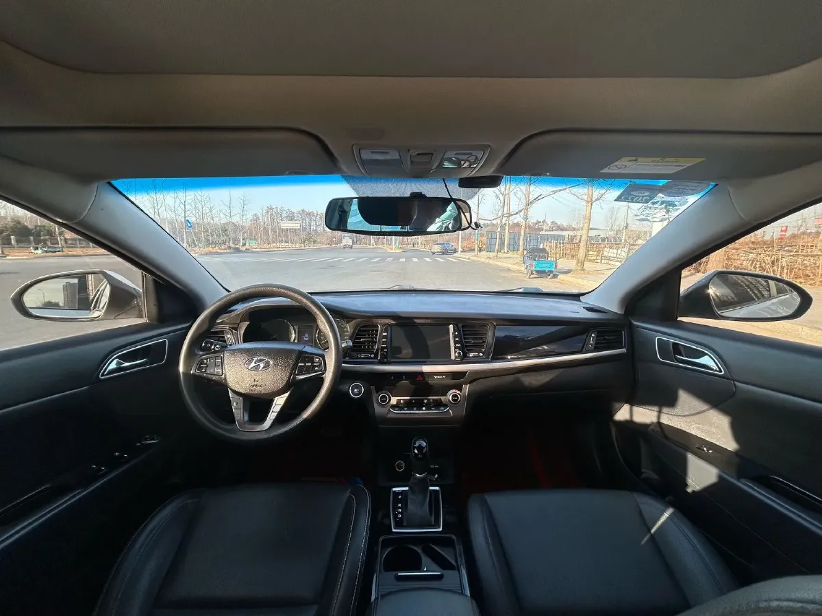 2017 Hyundai Mistra 1.8L 143HP L4 6AT,autocango,china used car exporter,china ev exporter,chinese used car exporter,chinese used ev exporter