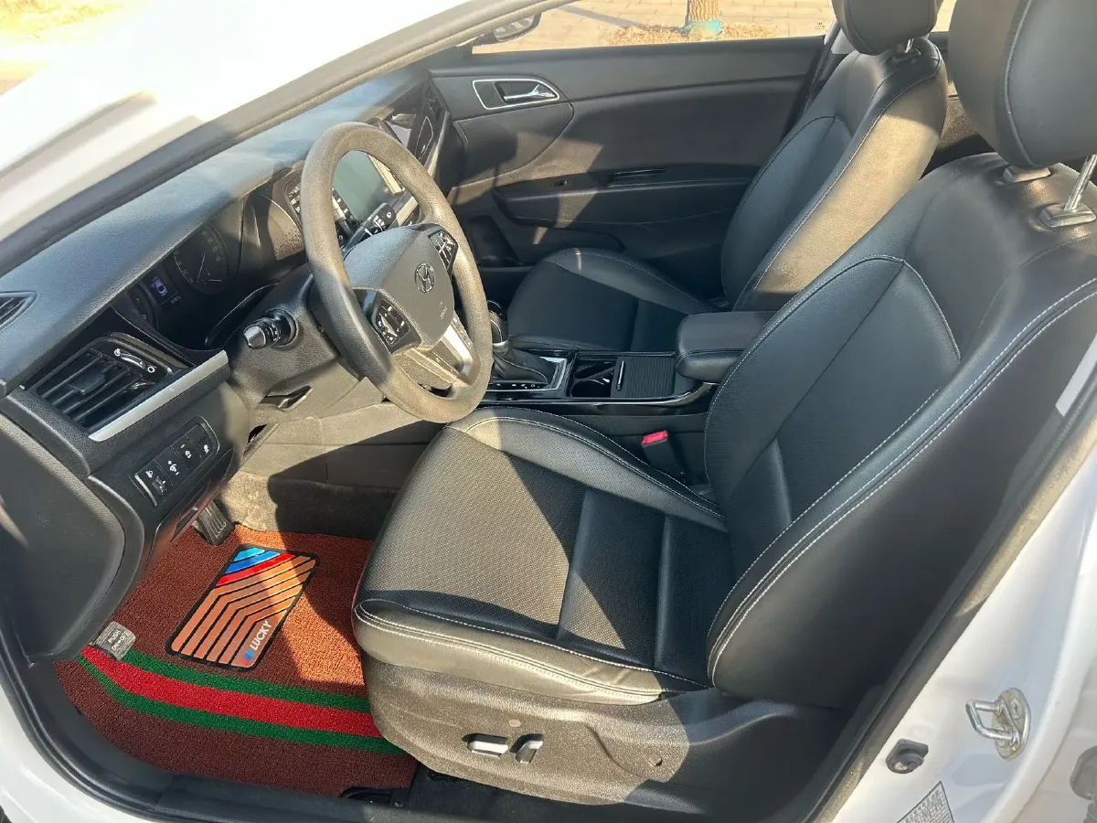 2017 Hyundai Mistra 1.8L 143HP L4 6AT,autocango,china used car exporter,china ev exporter,chinese used car exporter,chinese used ev exporter