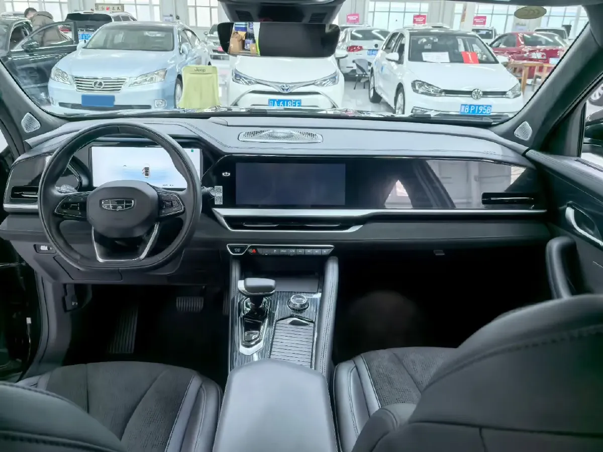 2024 Geely Monjaro 2.0T 238HP L4 8AT,autocango,china used car exporter,china ev exporter,chinese used car exporter,chinese used ev exporter