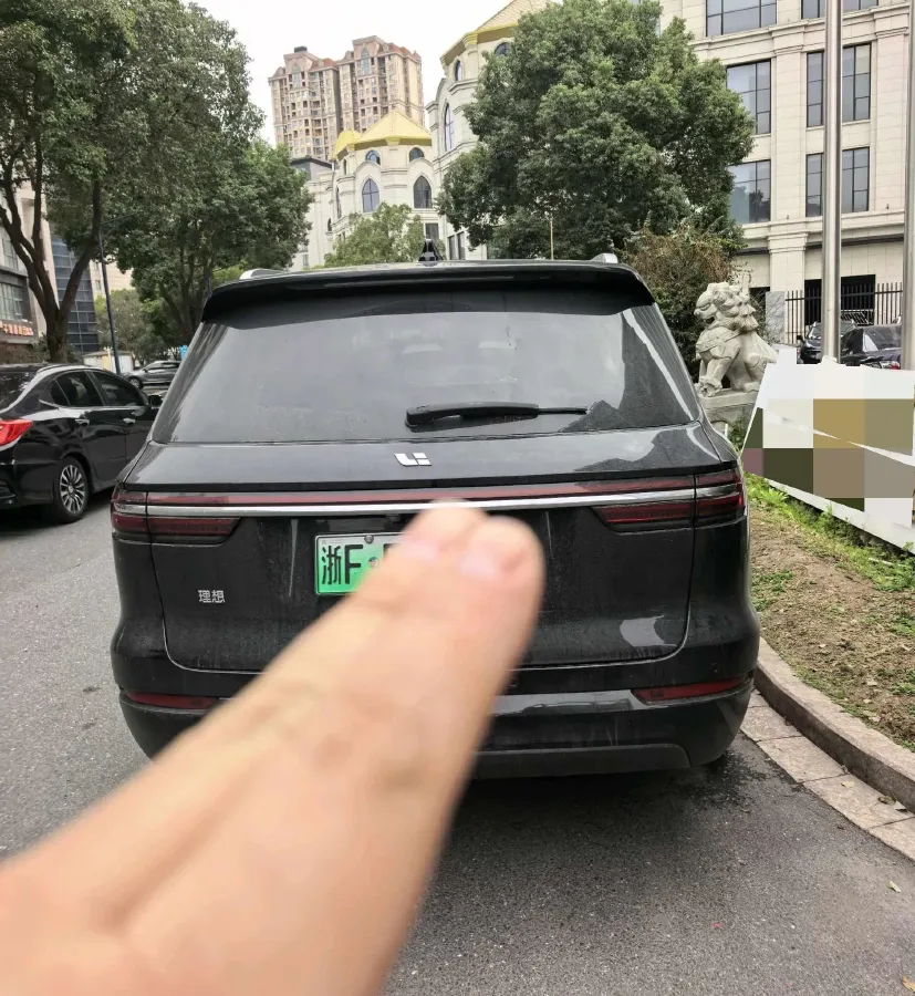 2021 Li ONE Range Extended 131HP REEV 40.5KWH,autocango,china used car exporter,china ev exporter,chinese used car exporter,chinese used ev exporter