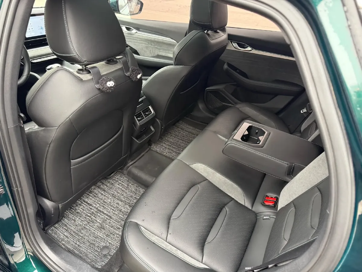 2023 Geely Preface 2.0T 190HP L4 7DCT,autocango,china used car exporter,china ev exporter,chinese used car exporter,chinese used ev exporter