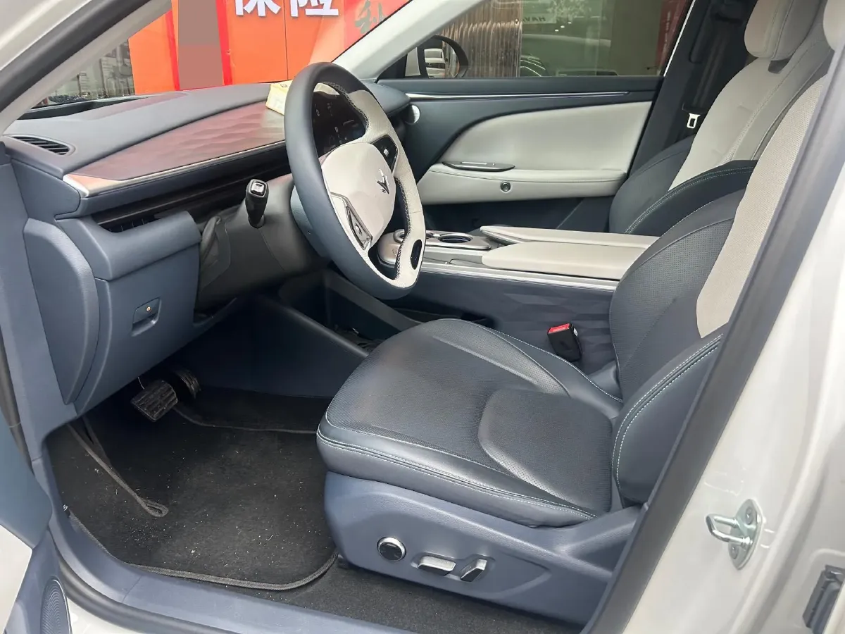 2025 MAXUS G10 2.0T 261HP L4 8AT,autocango,china used car exporter,china ev exporter,chinese used car exporter,chinese used ev exporter