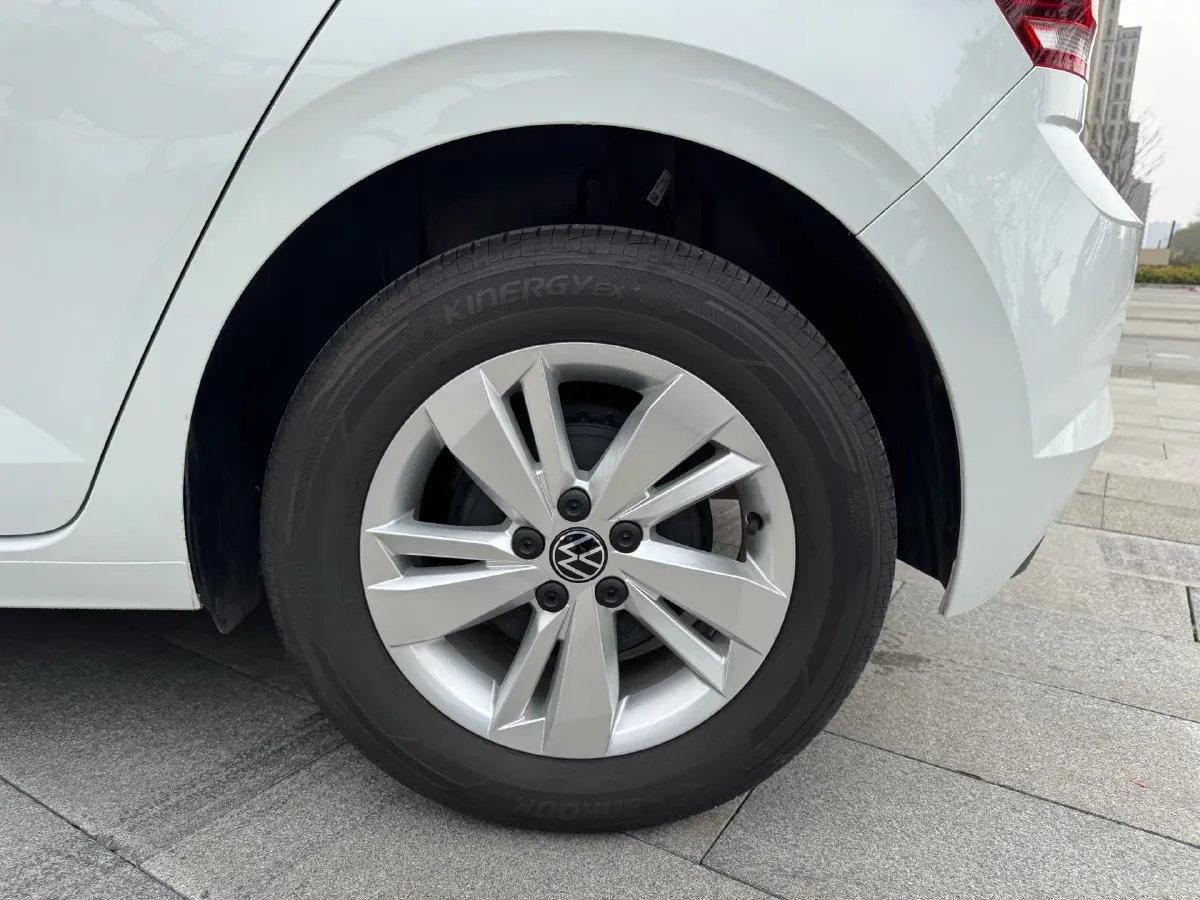 2023 Volkswagen Polo 1.5L 110HP L4 6AT,autocango,china used car exporter,china ev exporter,chinese used car exporter,chinese used ev exporter