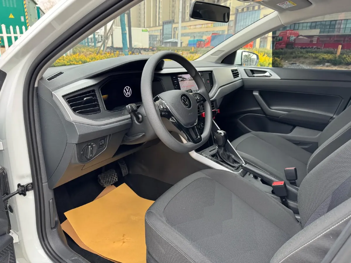 2023 Volkswagen Polo 1.5L 110HP L4 6AT,autocango,china used car exporter,china ev exporter,chinese used car exporter,chinese used ev exporter