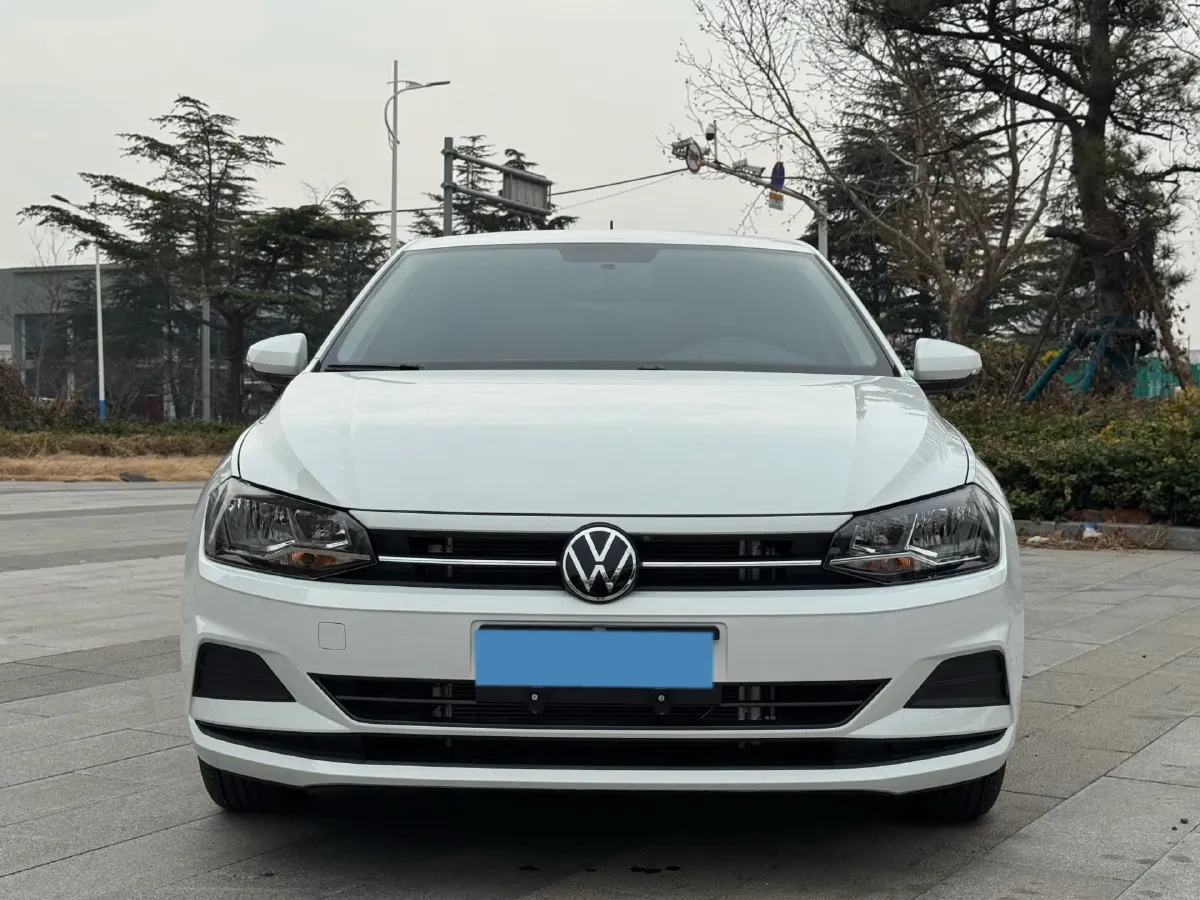 2023 Volkswagen Polo 1.5L 110HP L4 6AT,autocango,china used car exporter,china ev exporter,chinese used car exporter,chinese used ev exporter