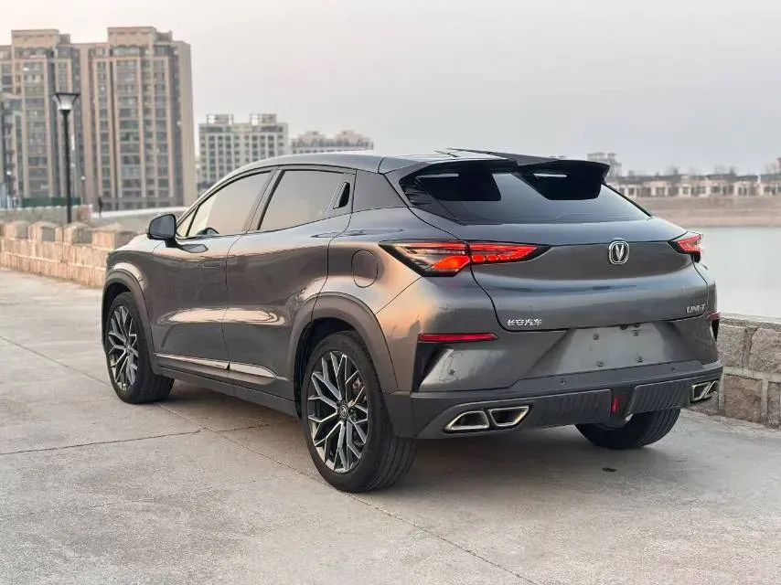 2022 ChangAn UNI-T 1.5T 188HP L4 7DCT,autocango,china used car exporter,china ev exporter,chinese used car exporter,chinese used ev exporter