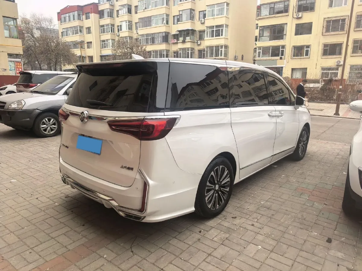 2021 Buick GL8 2.0T 237HP L4 9AT,autocango,china used car exporter,china ev exporter,chinese used car exporter,chinese used ev exporter
