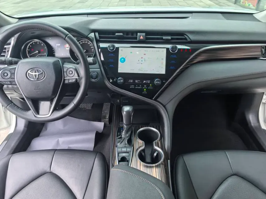 2019 Toyota Camry 2.5L 209HP L4 8AT,autocango,china used car exporter,china ev exporter,chinese used car exporter,chinese used ev exporter