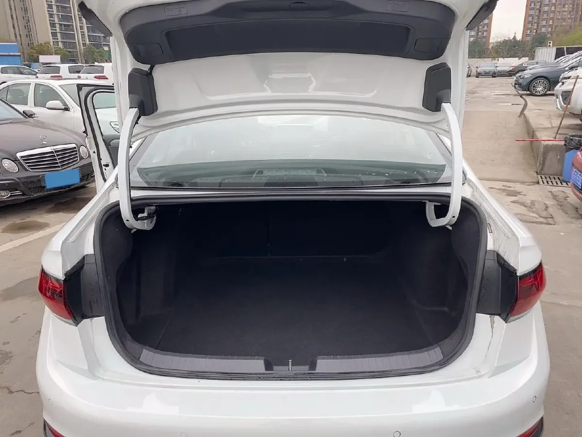 2023 Volkswagen Sagitar 1.4T 150HP L4 7DCT,autocango,china used car exporter,china ev exporter,chinese used car exporter,chinese used ev exporter