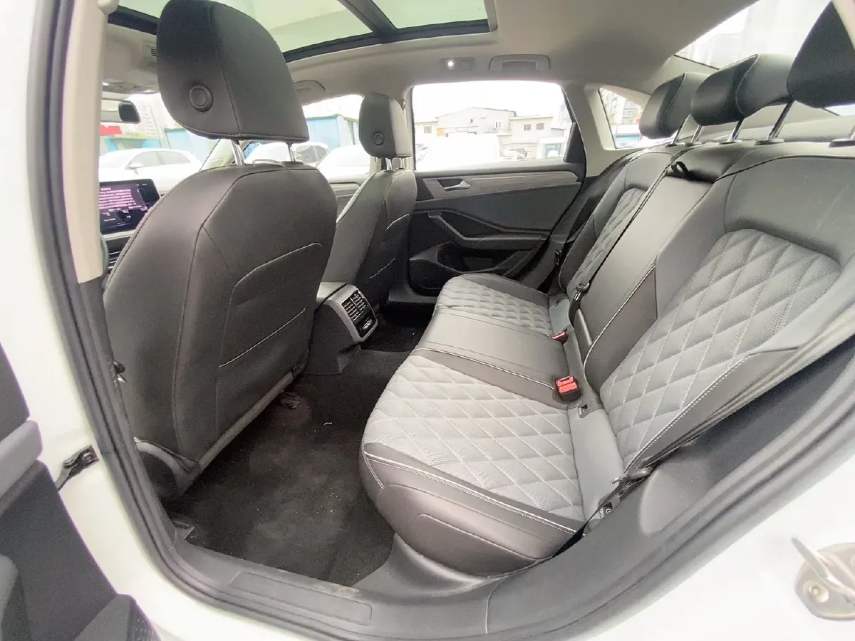 2023 Volkswagen Sagitar 1.4T 150HP L4 7DCT,autocango,china used car exporter,china ev exporter,chinese used car exporter,chinese used ev exporter