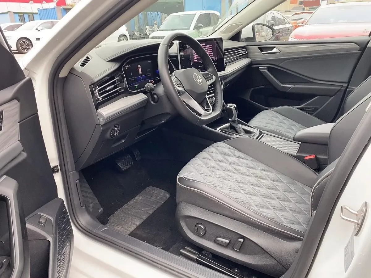 2023 Volkswagen Sagitar 1.4T 150HP L4 7DCT,autocango,china used car exporter,china ev exporter,chinese used car exporter,chinese used ev exporter