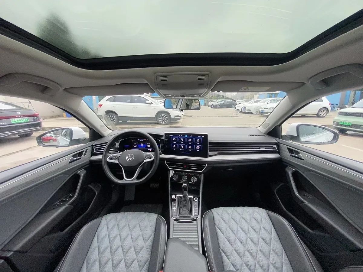 2023 Volkswagen Sagitar 1.4T 150HP L4 7DCT,autocango,china used car exporter,china ev exporter,chinese used car exporter,chinese used ev exporter