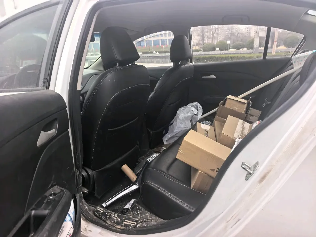 2019 Chevrolet Cavalier 1.5L 113HP L4 5MT,autocango,china used car exporter,china ev exporter,chinese used car exporter,chinese used ev exporter