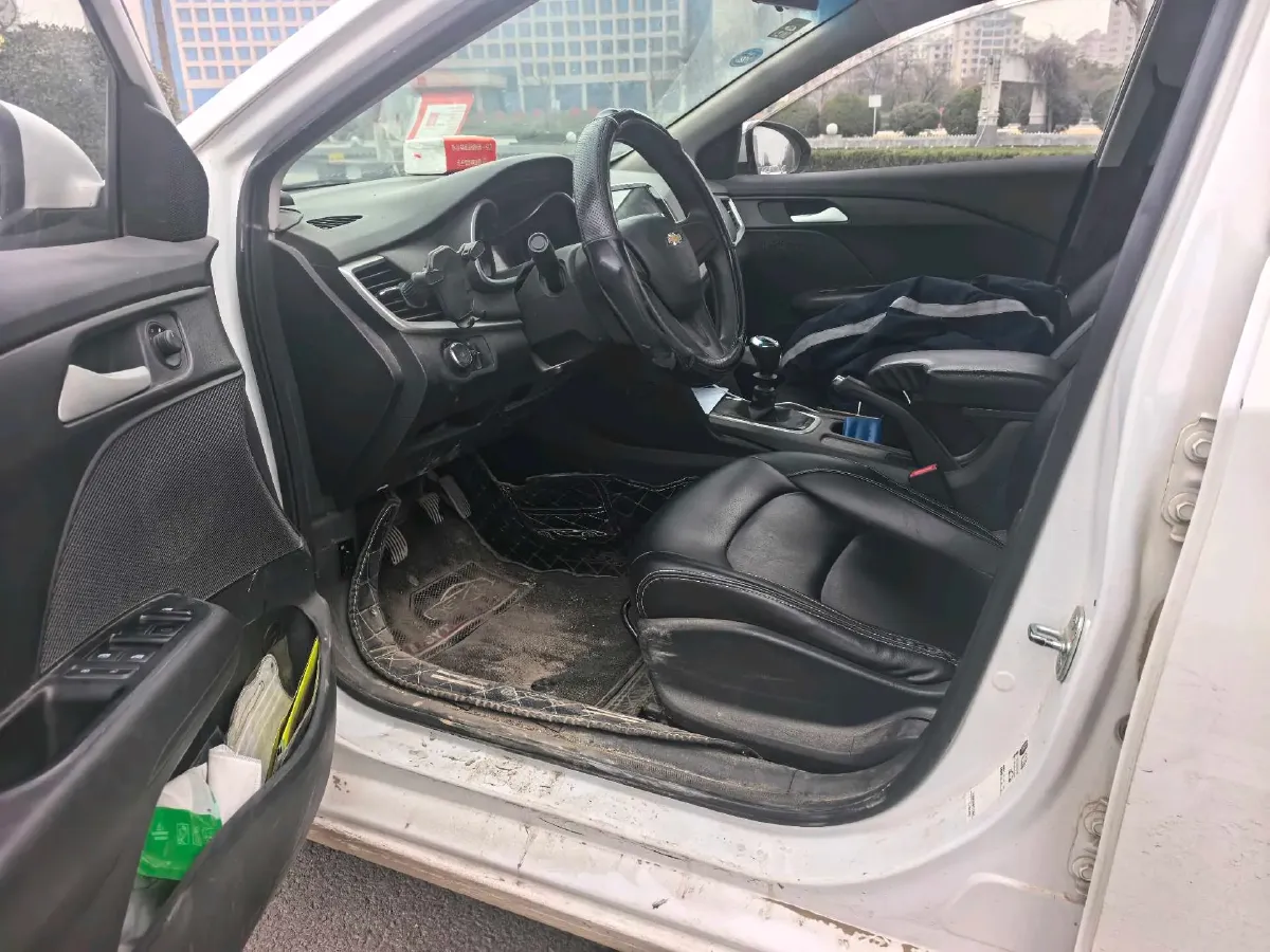 2019 Chevrolet Cavalier 1.5L 113HP L4 5MT,autocango,china used car exporter,china ev exporter,chinese used car exporter,chinese used ev exporter