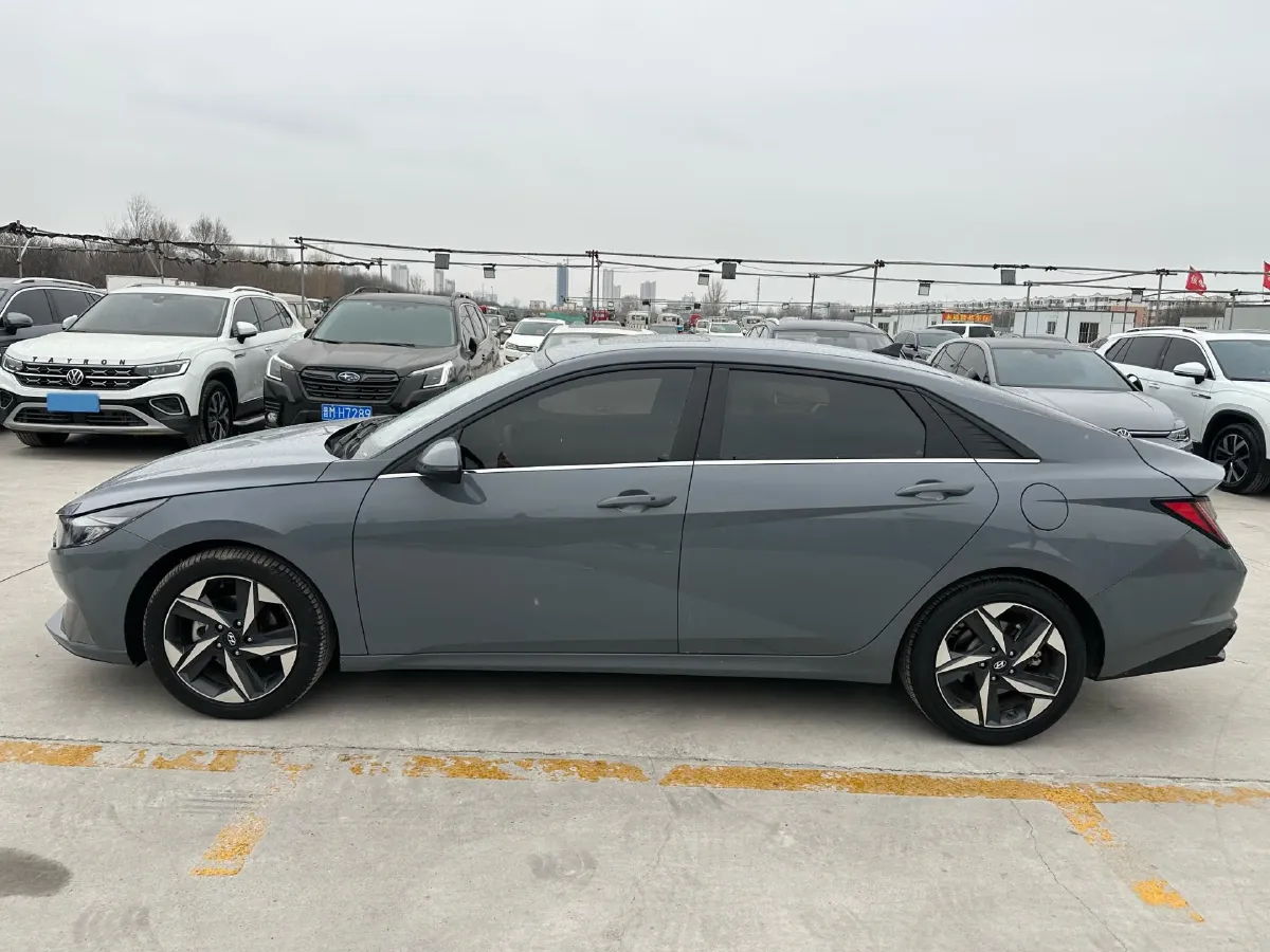 2022 Hyundai Elantra 1.5L 115HP L4 CVT,autocango,china used car exporter,china ev exporter,chinese used car exporter,chinese used ev exporter